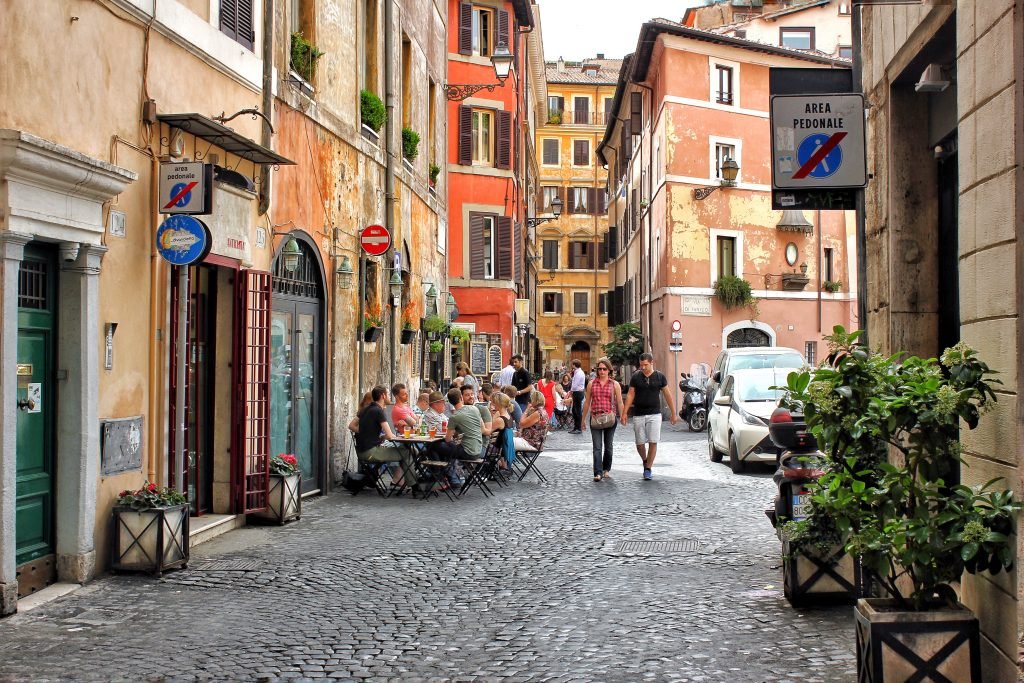 Via dei Coronari