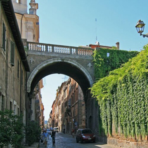 1200px-Farnese_Arch_Rome